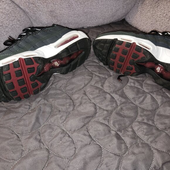 Mens nike sneakers - Picture 5 of 5